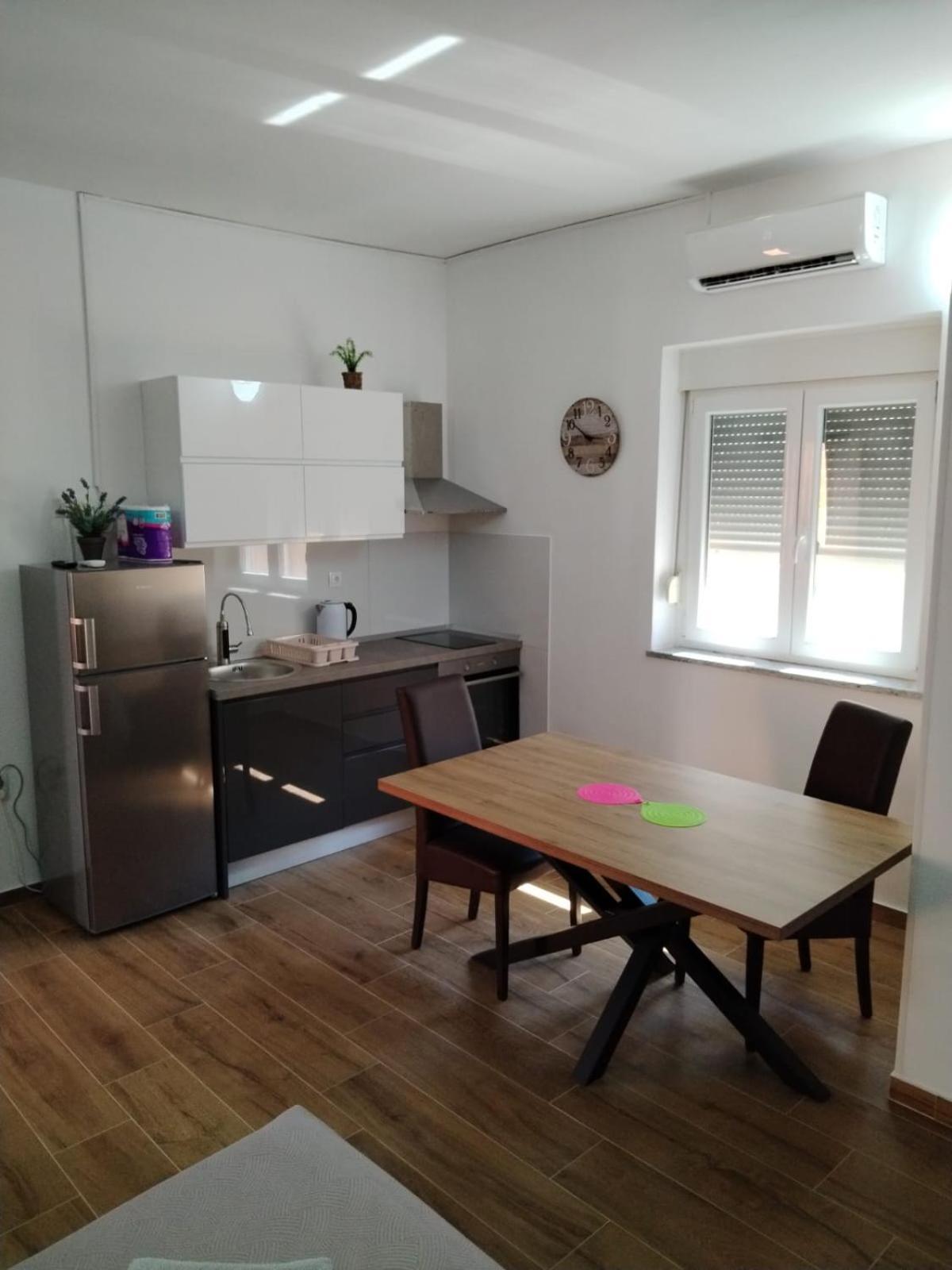 Apartment Maja Zára Kültér fotó