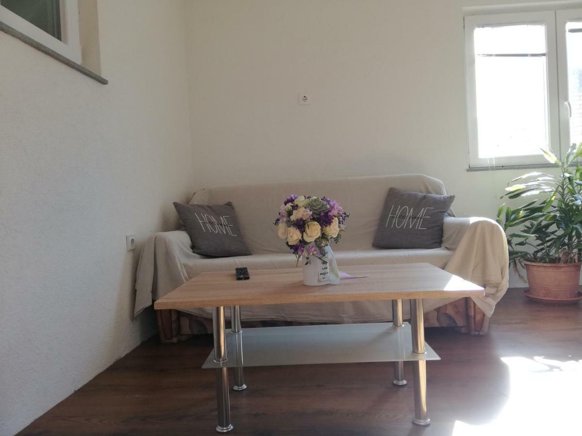 Apartment Maja Zára Kültér fotó